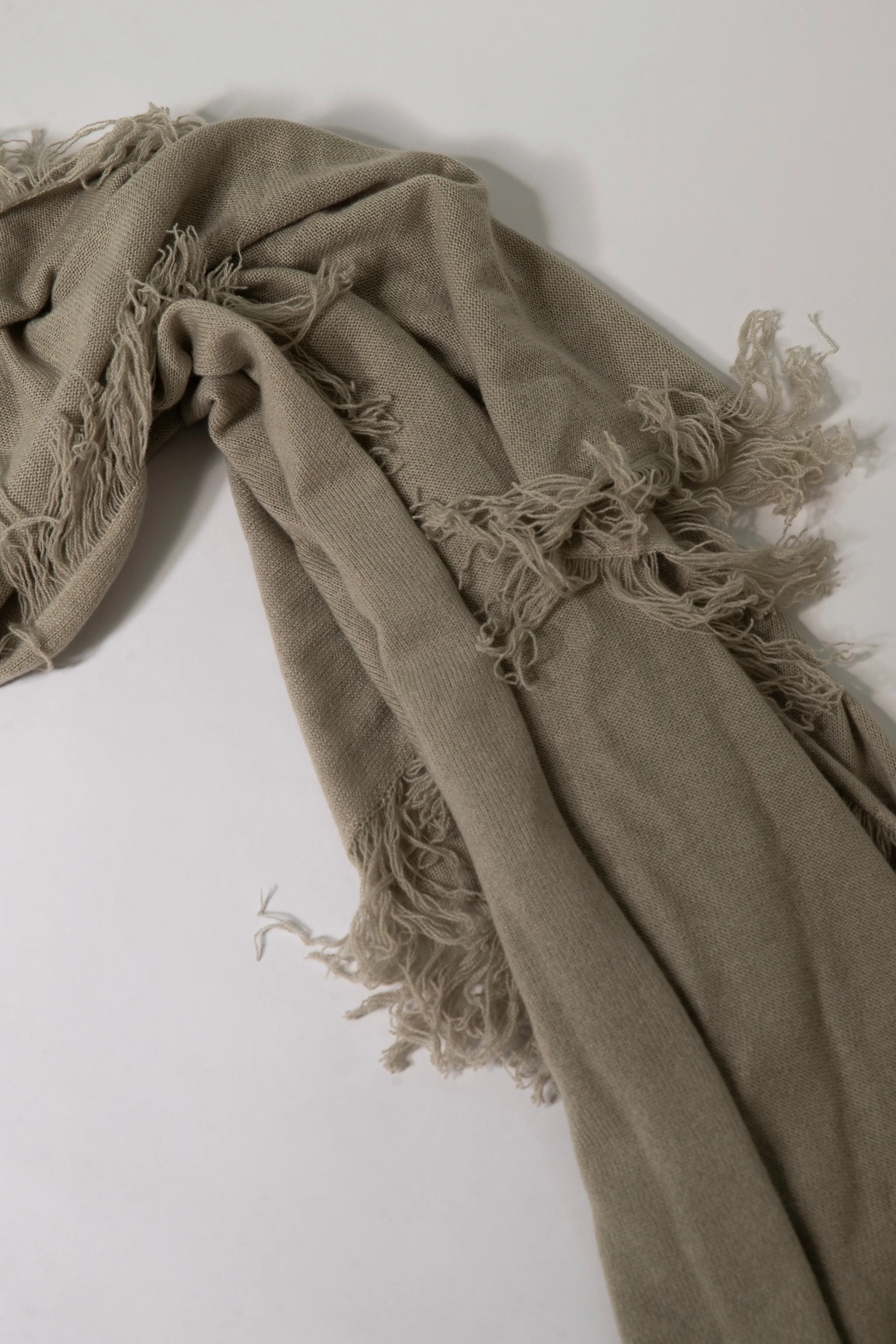 Harpers Emporium Cashmere Fringe Scarf in Sage